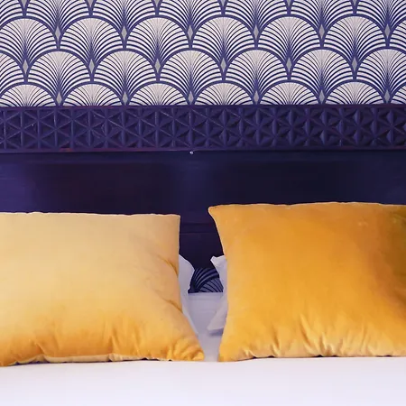 Hotel Saint Charles & Coliving