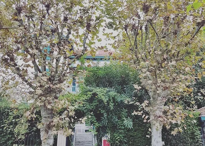 Saint Charles & Coliving Hotell Biarritz