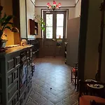 Saint Charles & Coliving 比亚里茨