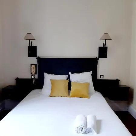 Saint Charles Hotel & Coliving Biarritz Μπιαρίτζ