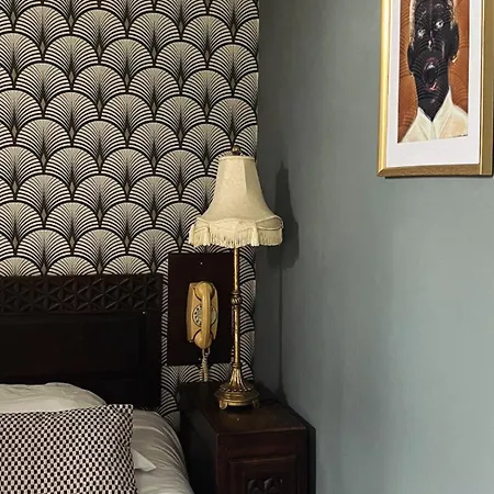Отель Saint Charles & Coliving 3*