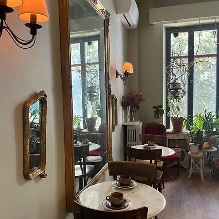Saint Charles & Coliving 3* Биарриц