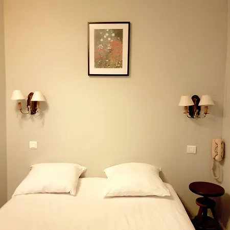 Saint Charles & Coliving Отель Биарриц