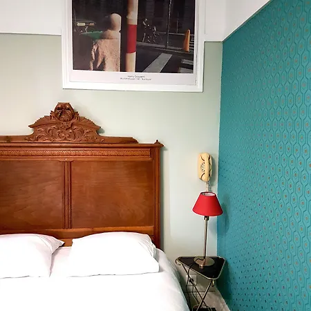 Отель Saint Charles & Coliving