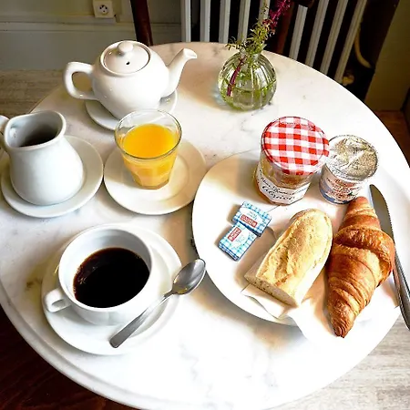 Saint Charles Hotel & Coliving Biarritz Μπιαρίτζ
