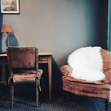 Saint Charles & Coliving 3*
