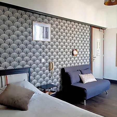 Saint Charles Hotel & Coliving Biarritz 3*