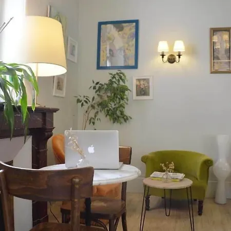 Saint Charles & Coliving Отель 3*