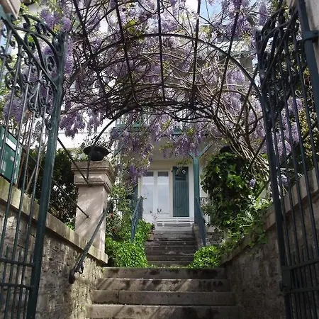 Saint Charles Hotel & Coliving Biarritz 3*