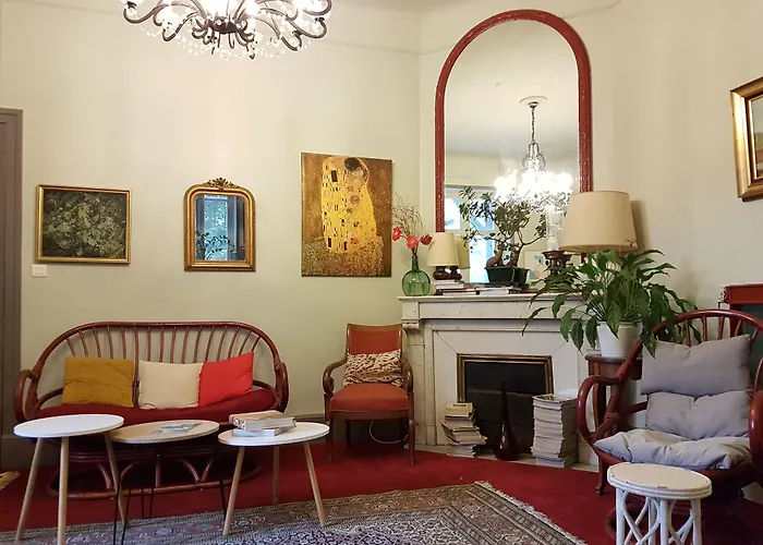 מלון Saint Charles & Coliving ביאריץ