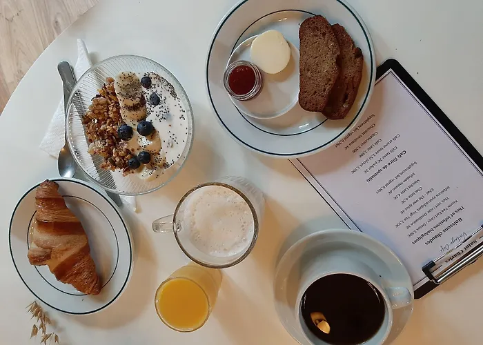 Ξενοδοχείο Saint Charles Hotel & Coliving Biarritz 3*